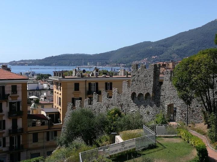 La Finestra Sul Parco Apartman La Spezia Kültér fotó